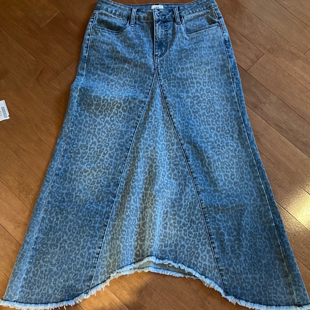 Denim Wash Lab Midi Leopard Print Skirt